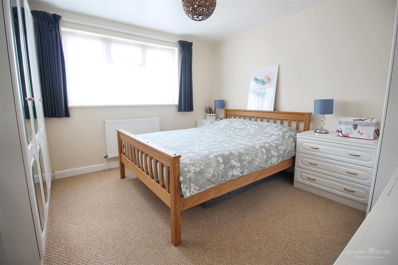 Walmer Close, Tilehurst, Reading